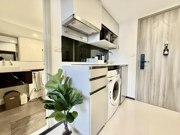 Property photos for Knightsbridge Space Ratchayothin