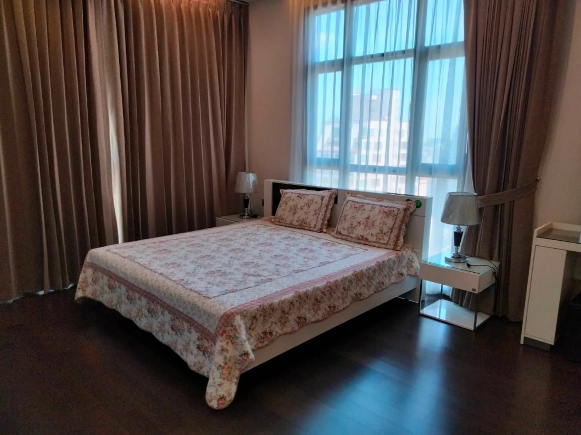 Property photos for The XXXIX by Sansiri