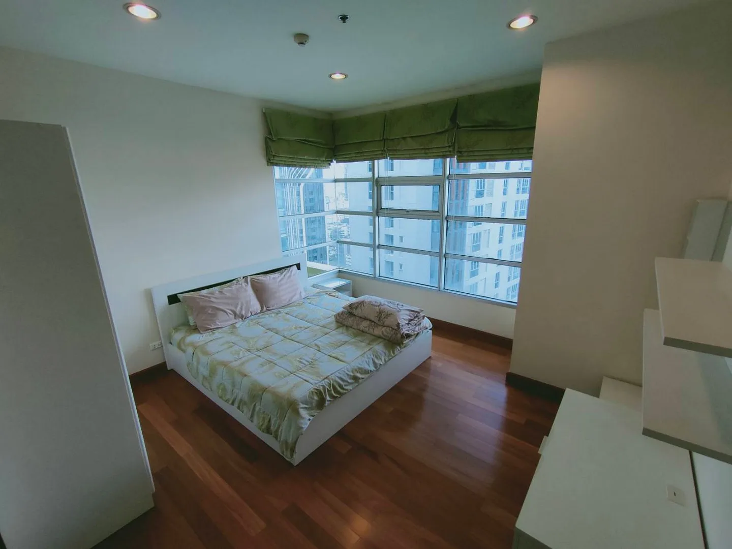 Property photos for Baan Klang Krung Siam - Pathumwan