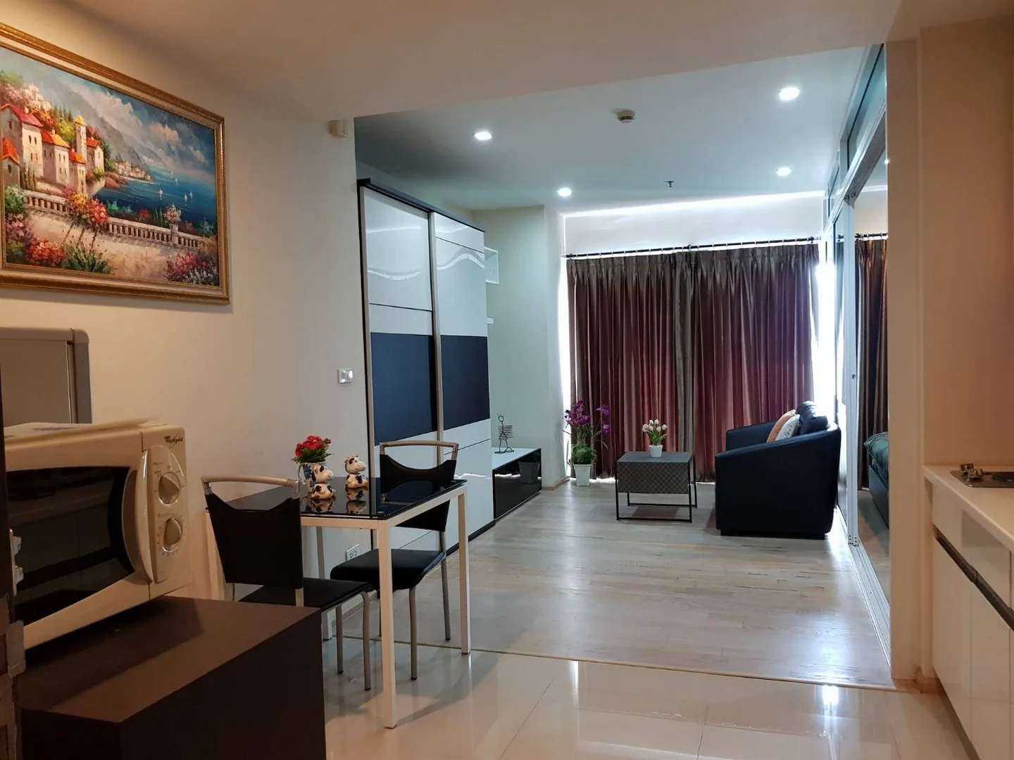 Property photos for Noble Remix