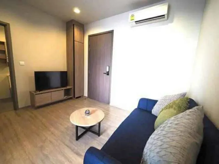 Property photos for The Line Wongsawang
