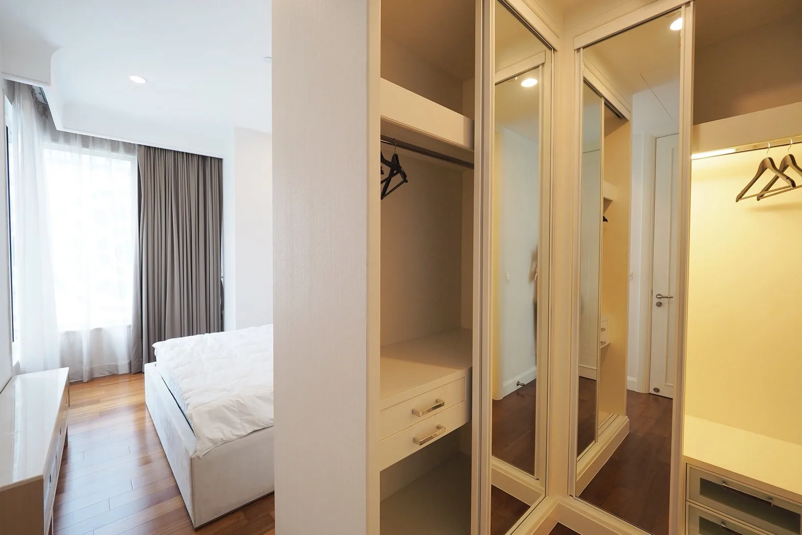 Property photos for Q Langsuan