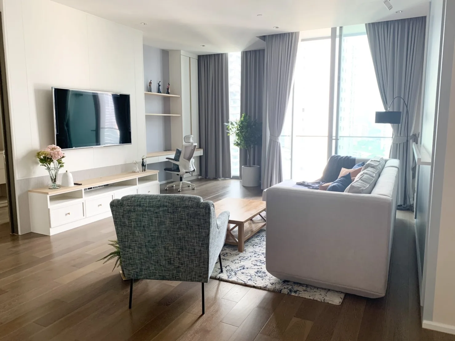 Property photos for Kraam Sukhumvit 26