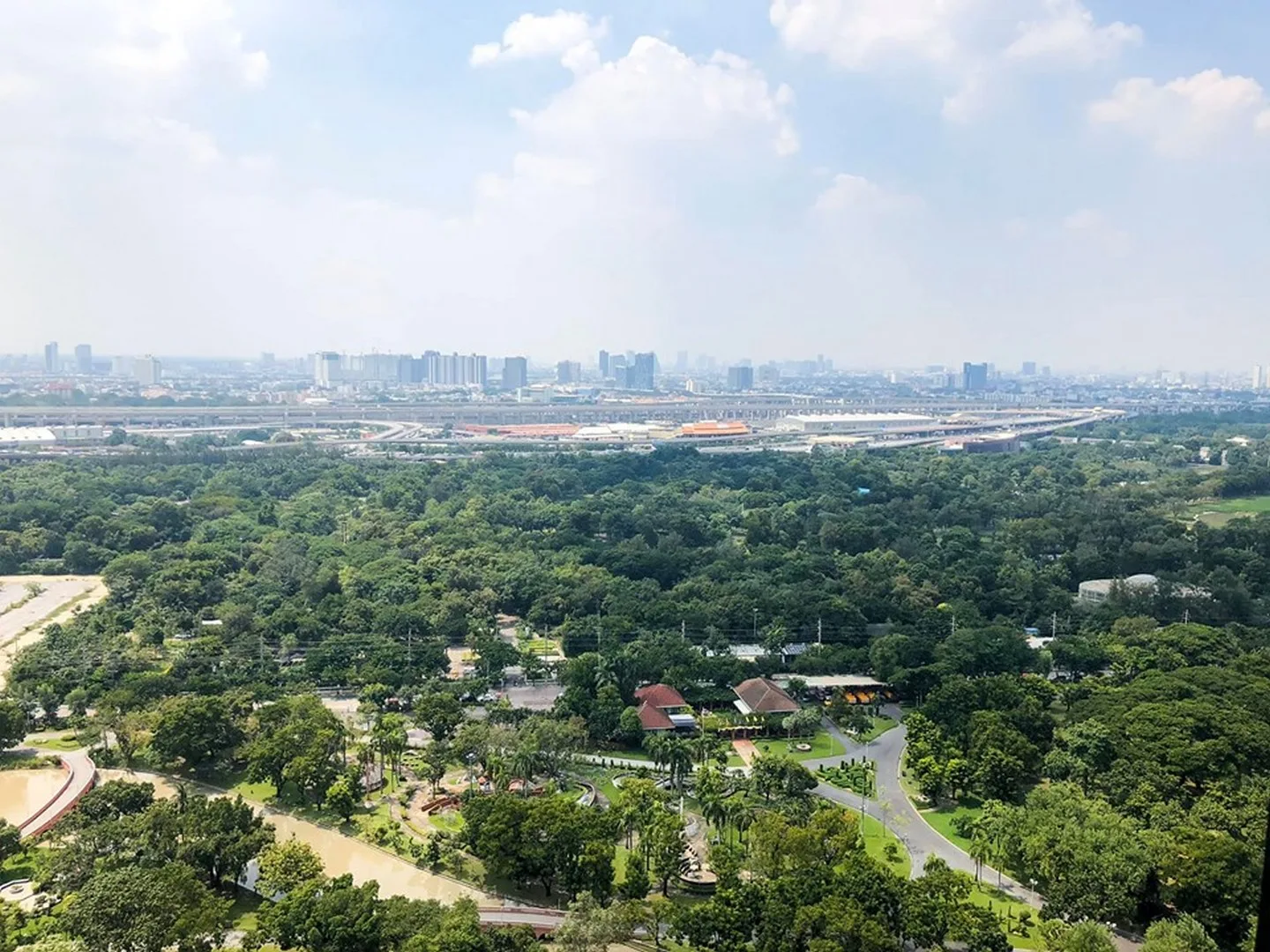 Property photos for THE LINE Jatujak - Mochit