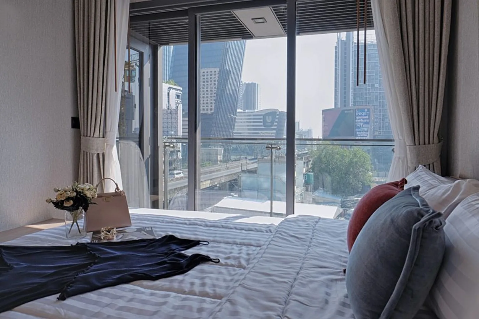 Property photos for The Line Asoke - Ratchada