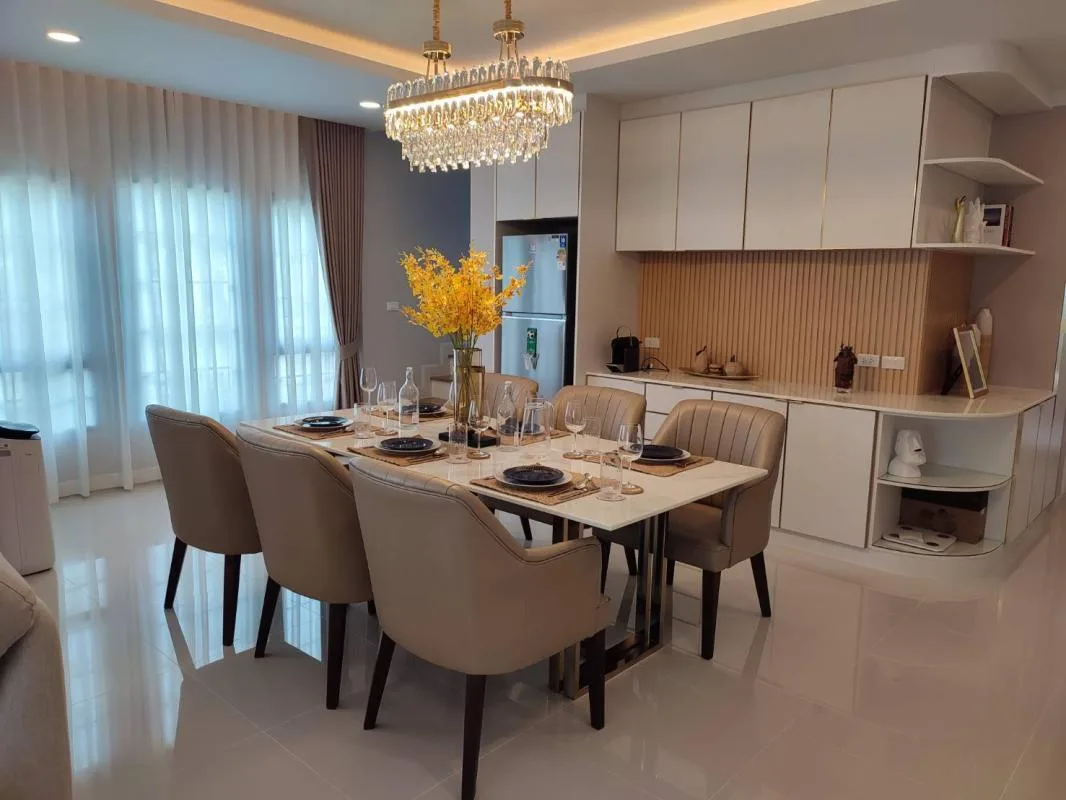 Property photos for Centro Bangna - Km.7