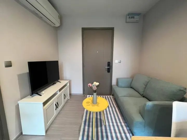 Property photos for Life Asoke Hype