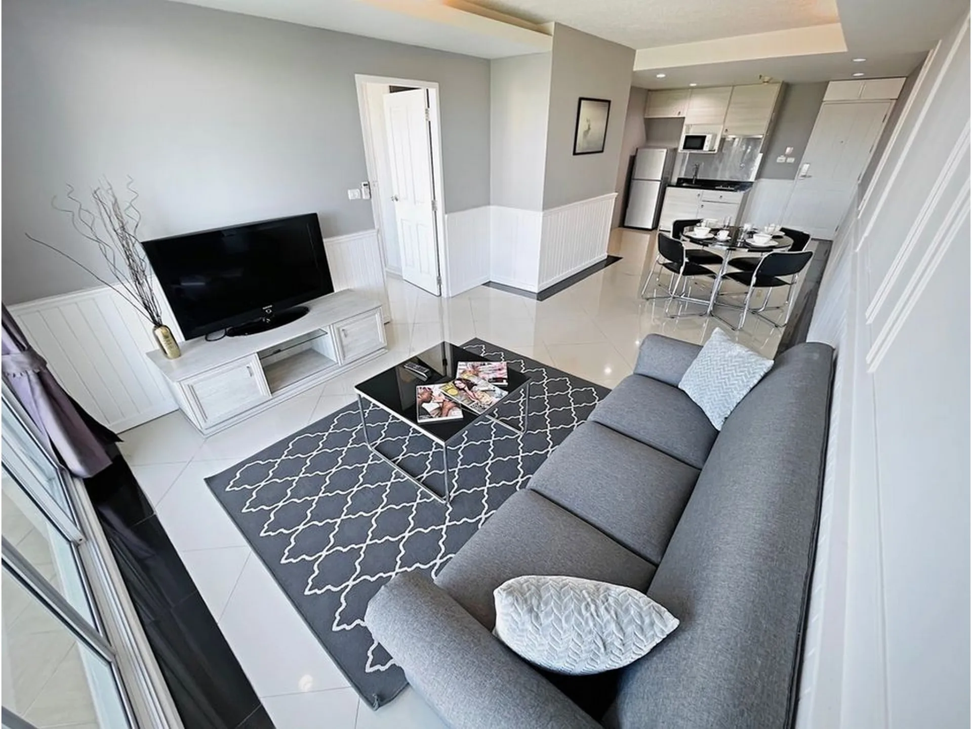 Property photos for The Waterford Sukhumvit 50 Onnut