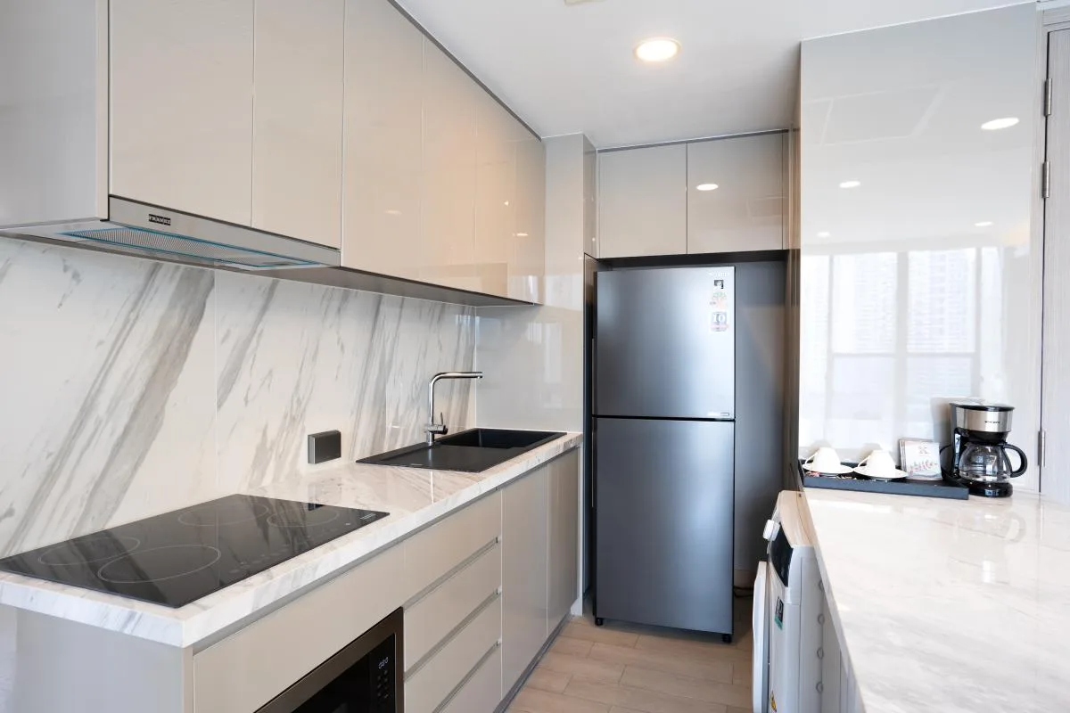 Property photos for Siamese Exclusive Queens