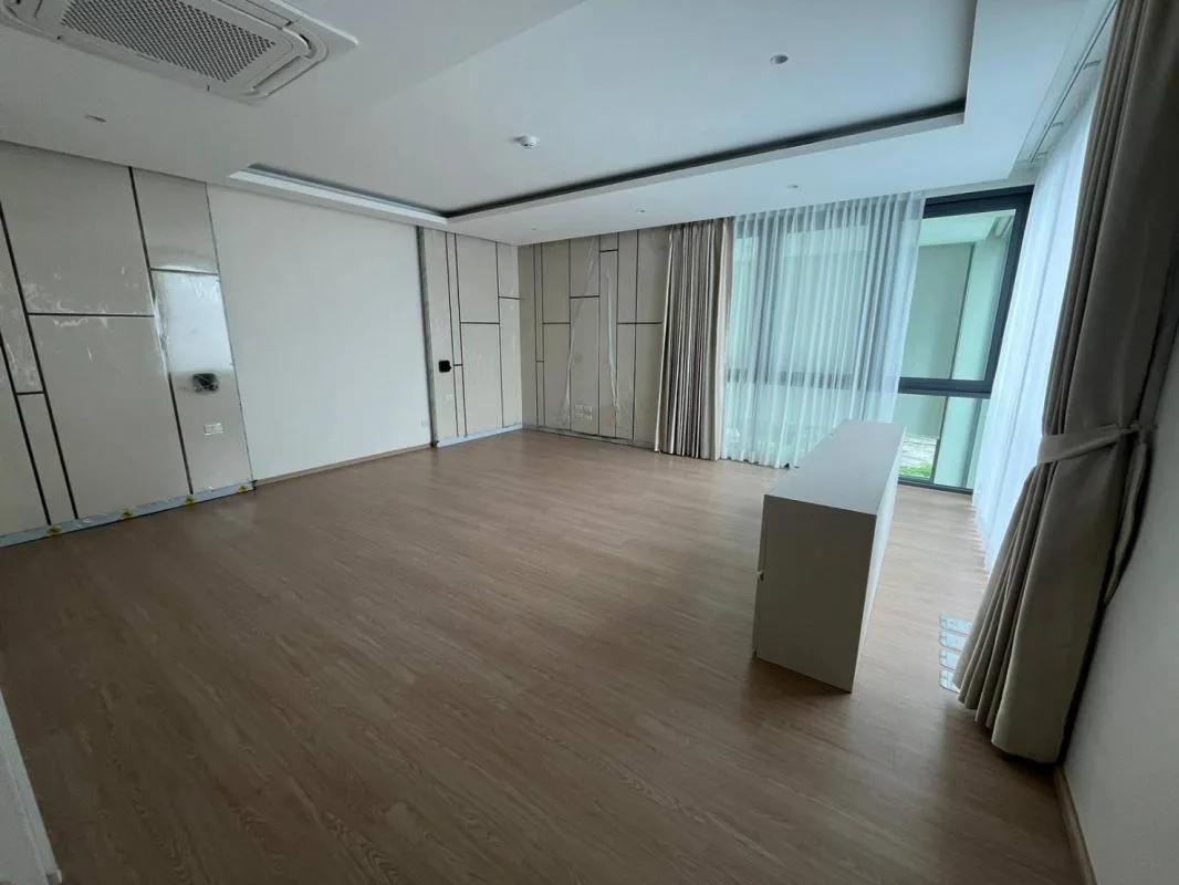 Property photos for Single House 49/19