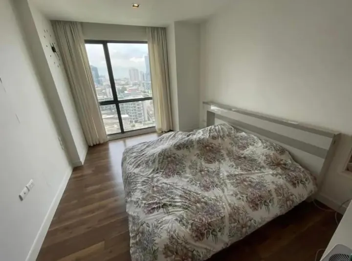 Property photos for The Room Sukhumvit 62