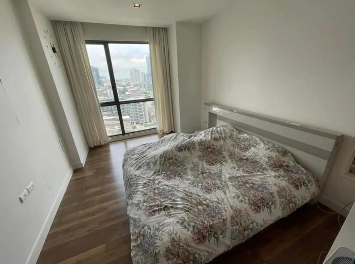 Property photos for The Room Sukhumvit 62
