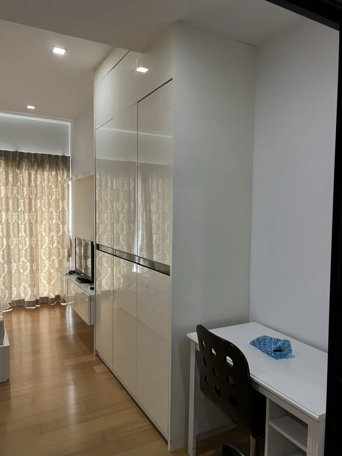 Property photos for Noble Revent
