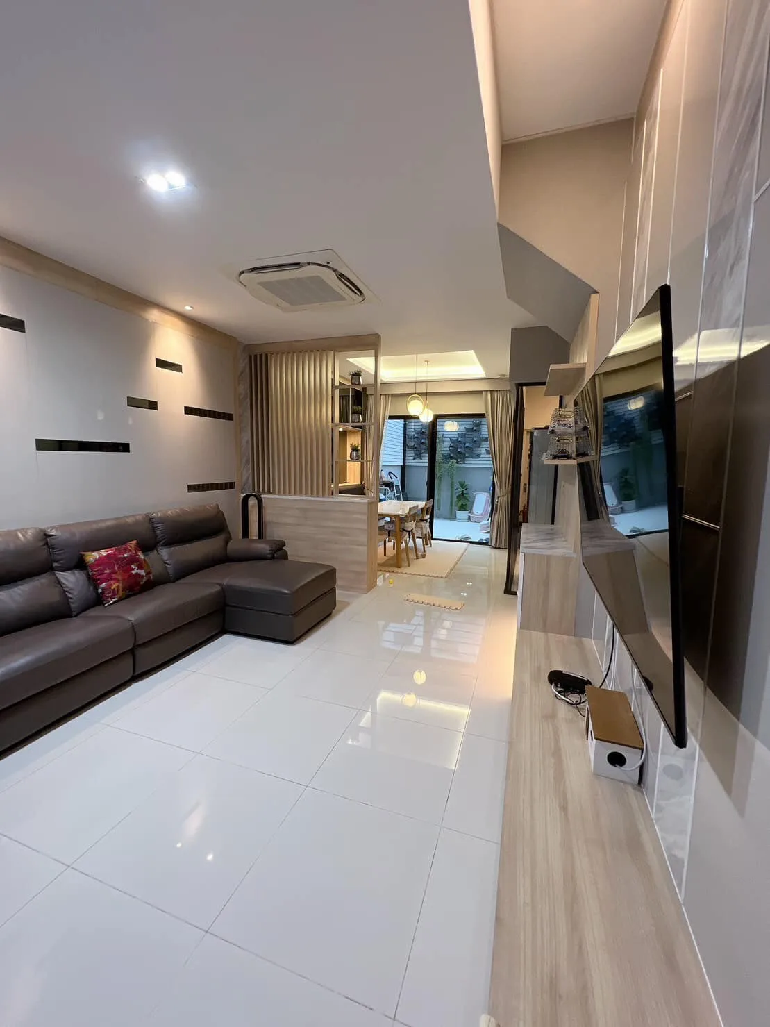 Property photos for The Landmark Ekamai-ramindra