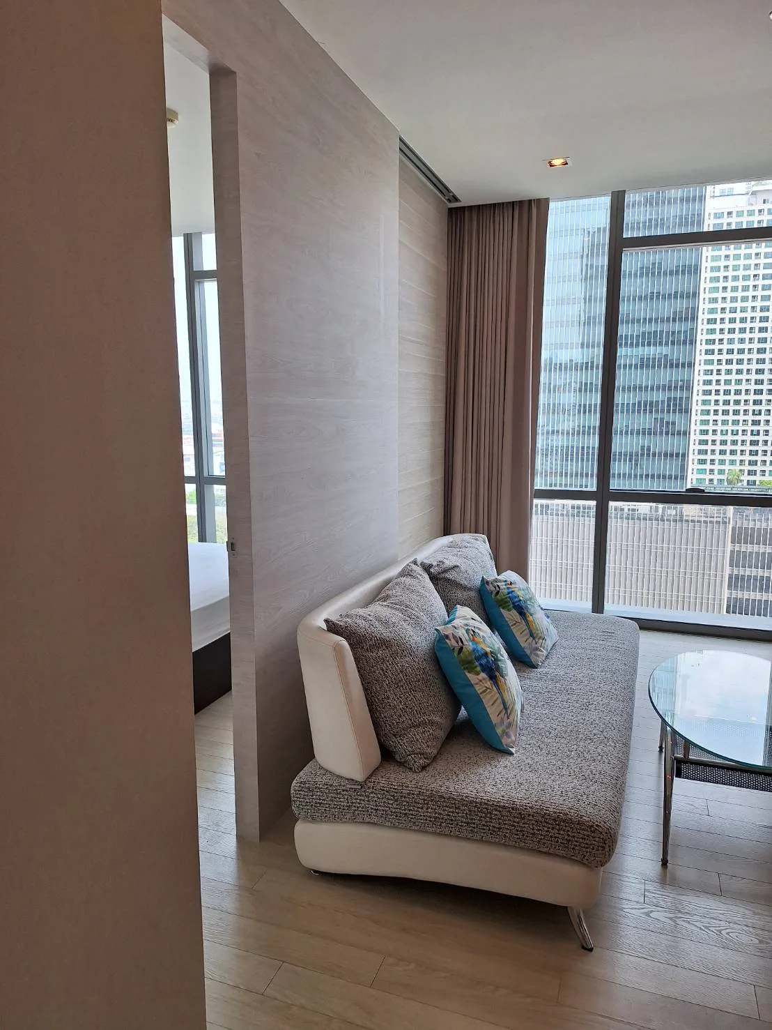 Property photos for The Room Sukhumvit 21
