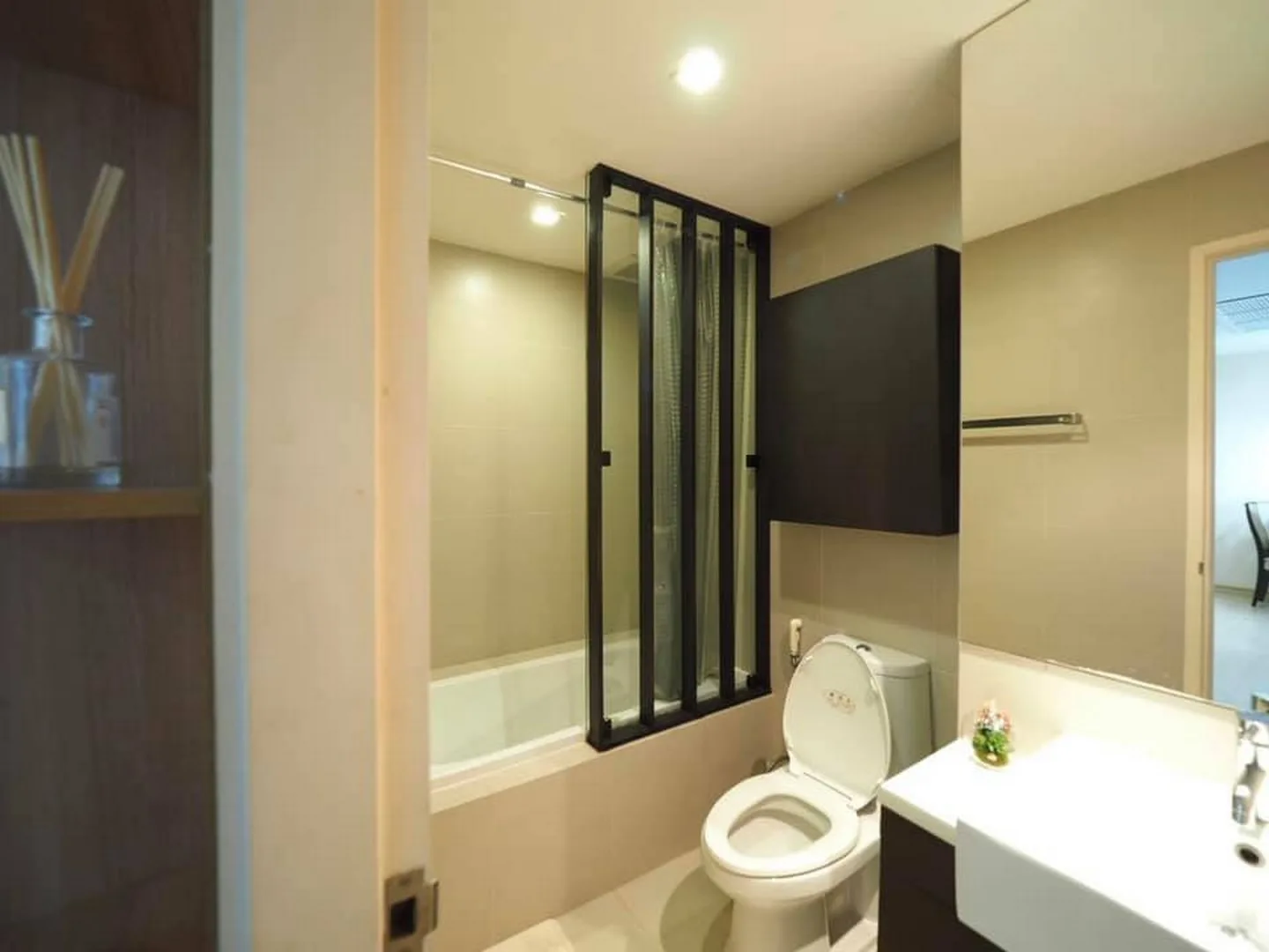 Property photos for Noble Remix