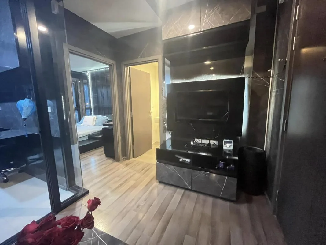 Property photos for The Base Park East Sukhumvit 77