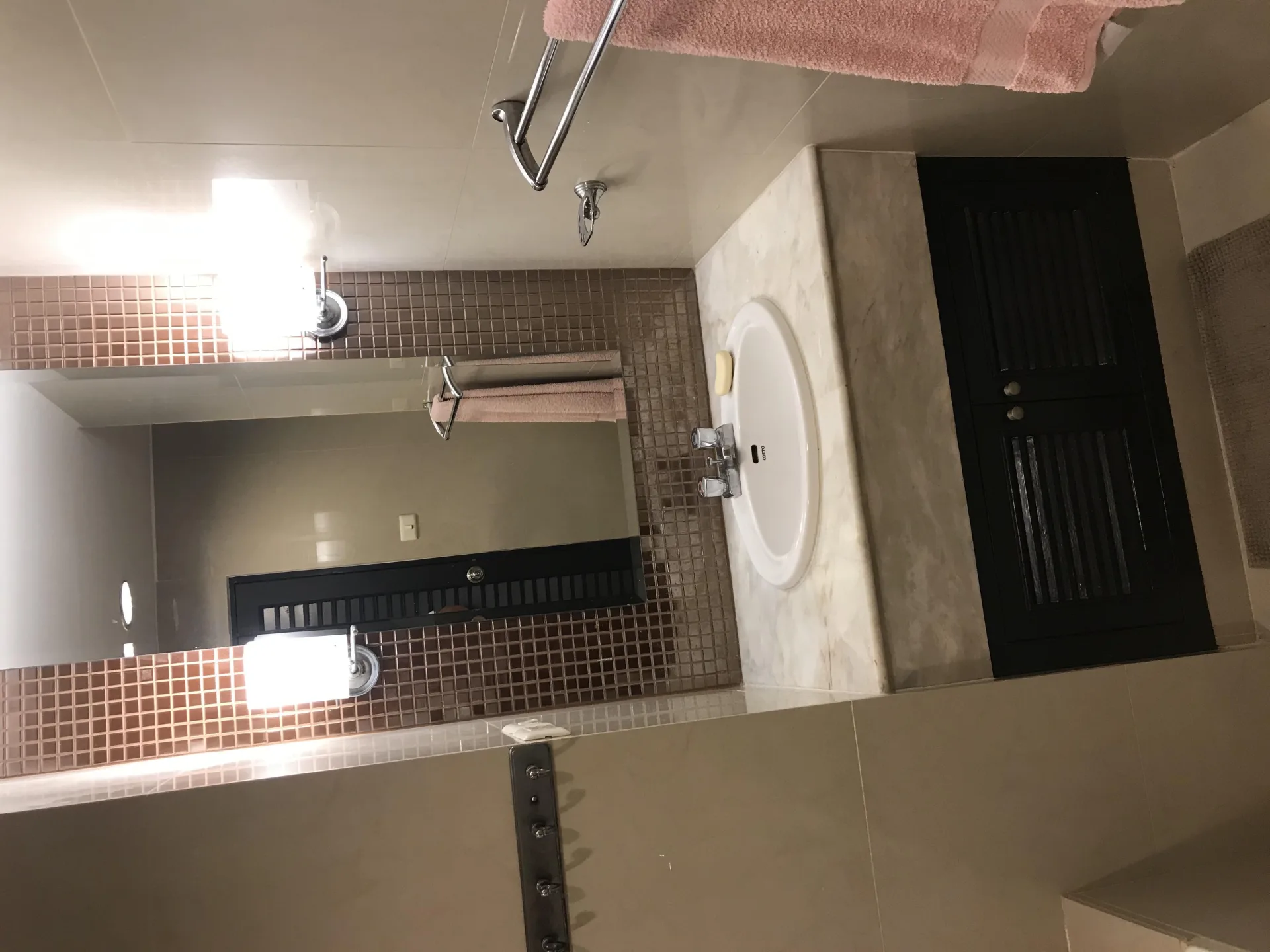 Property photos for Lake Green