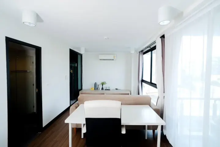 Property photos for Chateau In Town Ratchada 20 - 2