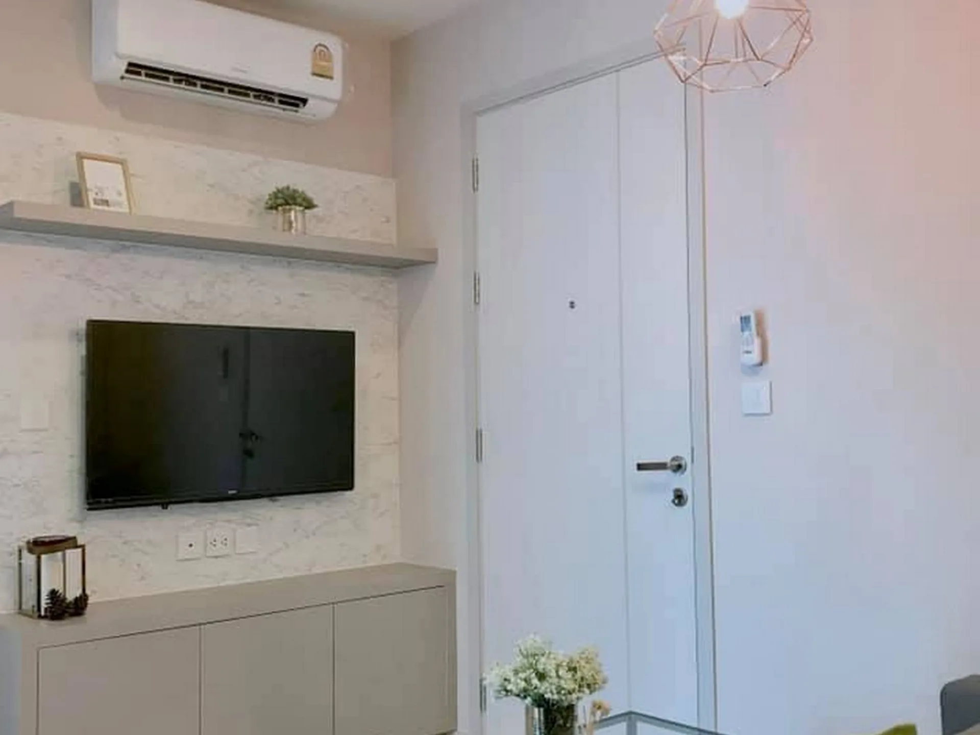 Property photos for Life Sukhumvit 48