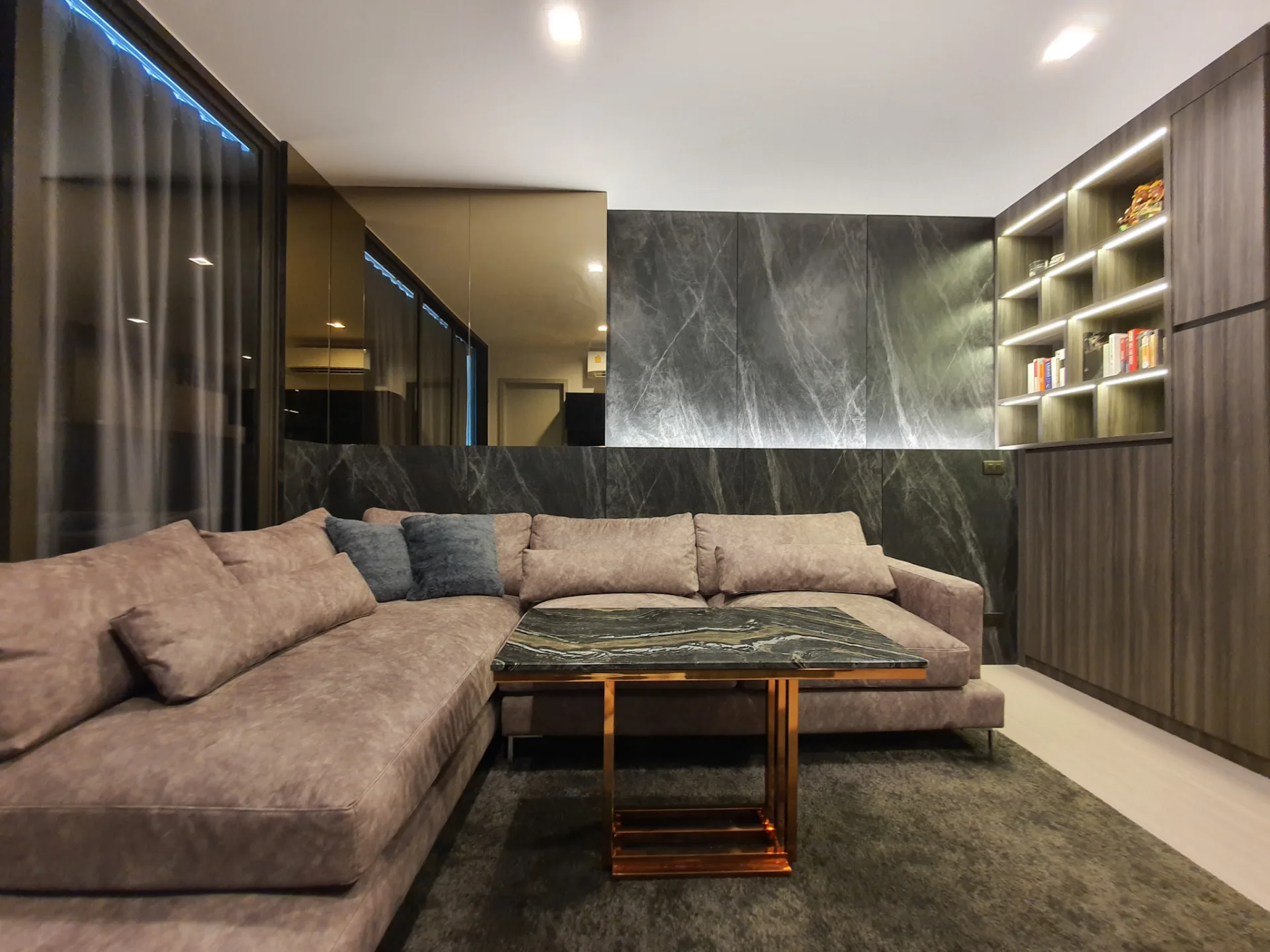 Property photos for Life Sukhumvit 62