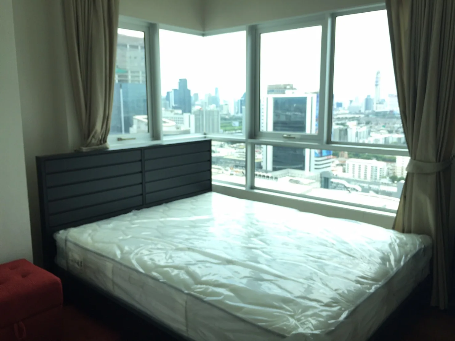 Property photos for Belle Grand Rama 9