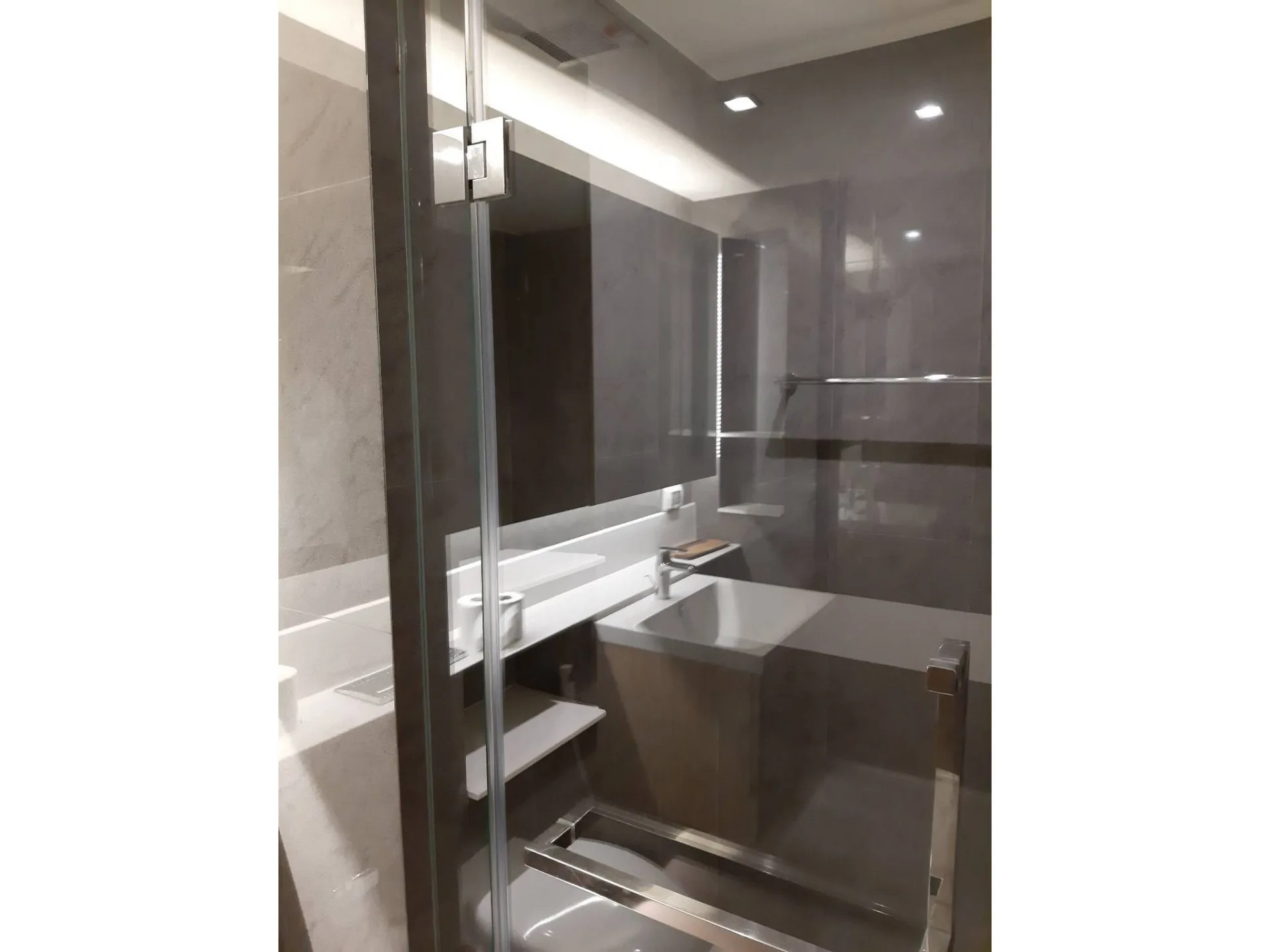 Property photos for Urbitia Thong Lo