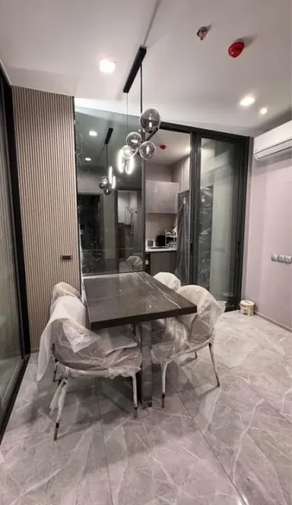 Property photos for Life Asoke Hype