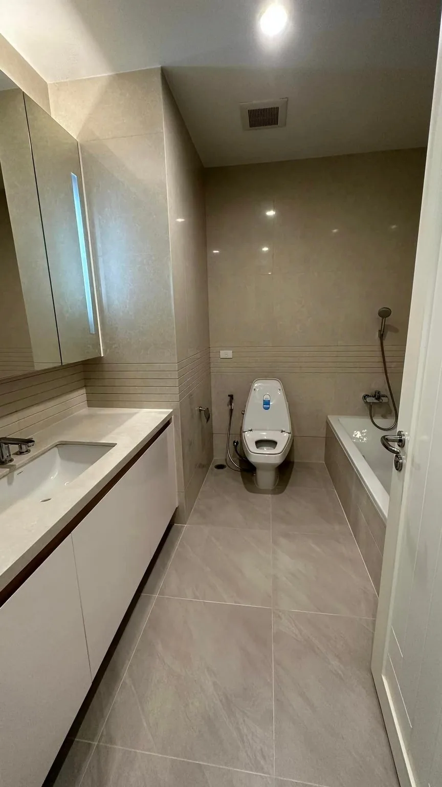 Property photos for Q Langsuan