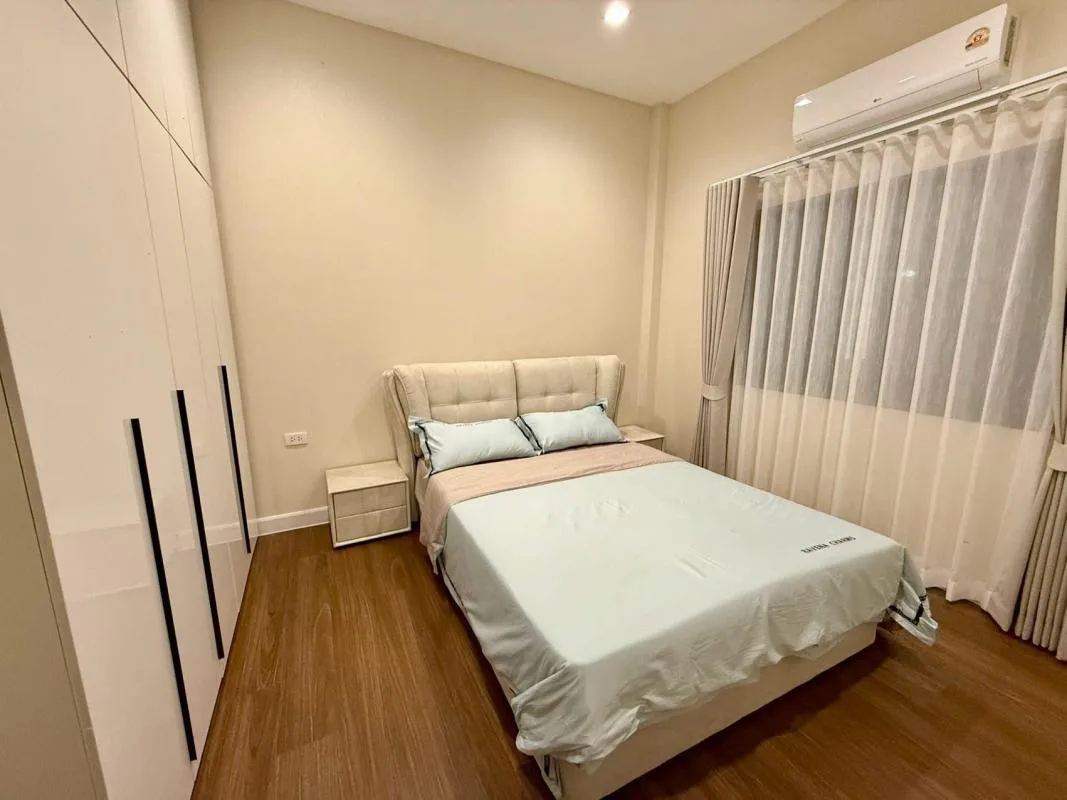 Property photos for Bangkok Boulevard Srinakarin-bangna
