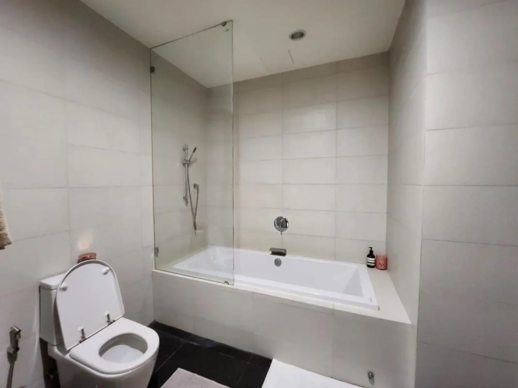 Property photos for Eight Thonglor Residence