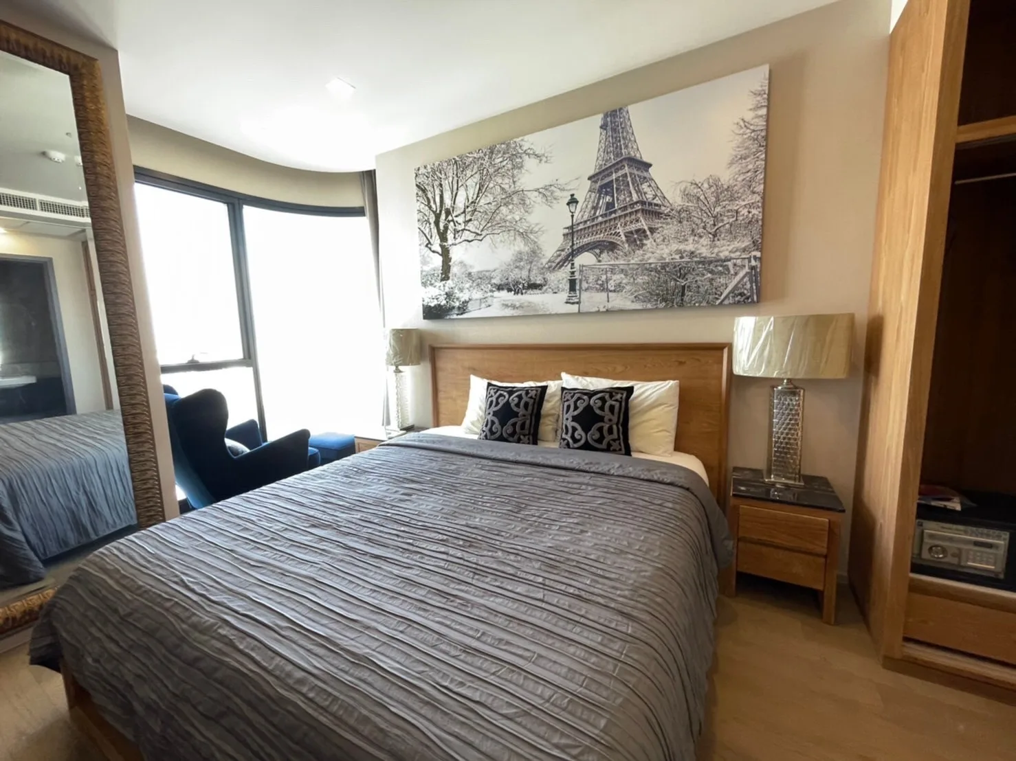 Property photos for Ashton Asoke