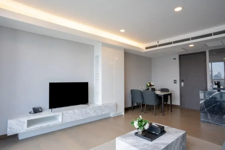 Property photos for Siamese Exclusive Queens