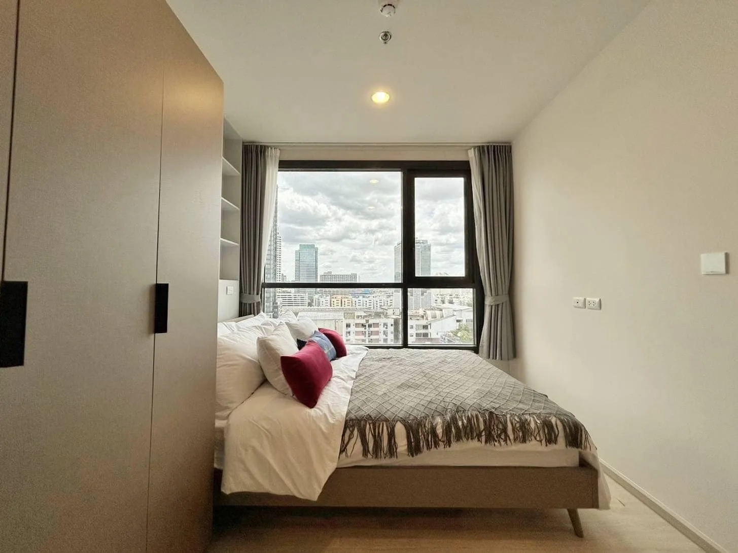 Property photos for XT Huaikhwang