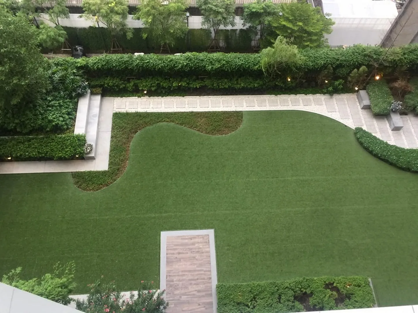 Property photos for The Key Sathorn - Charoenraj