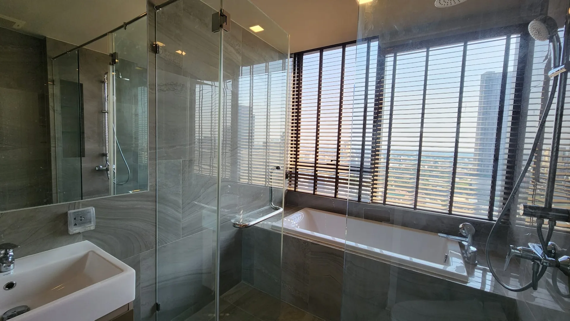Property photos for Ideo Q Sukhumvit 36