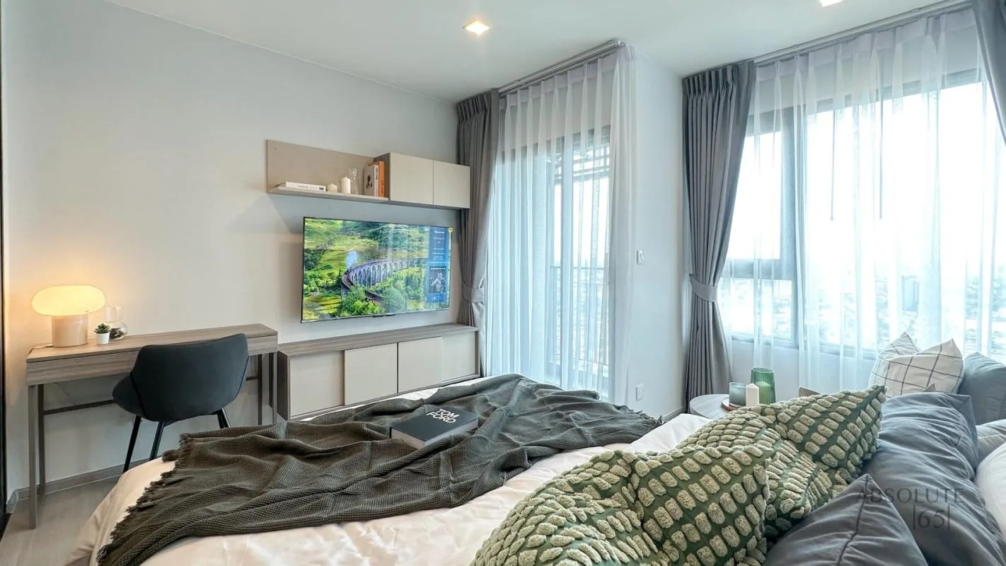 Property photos for Life Sathorn Sierra