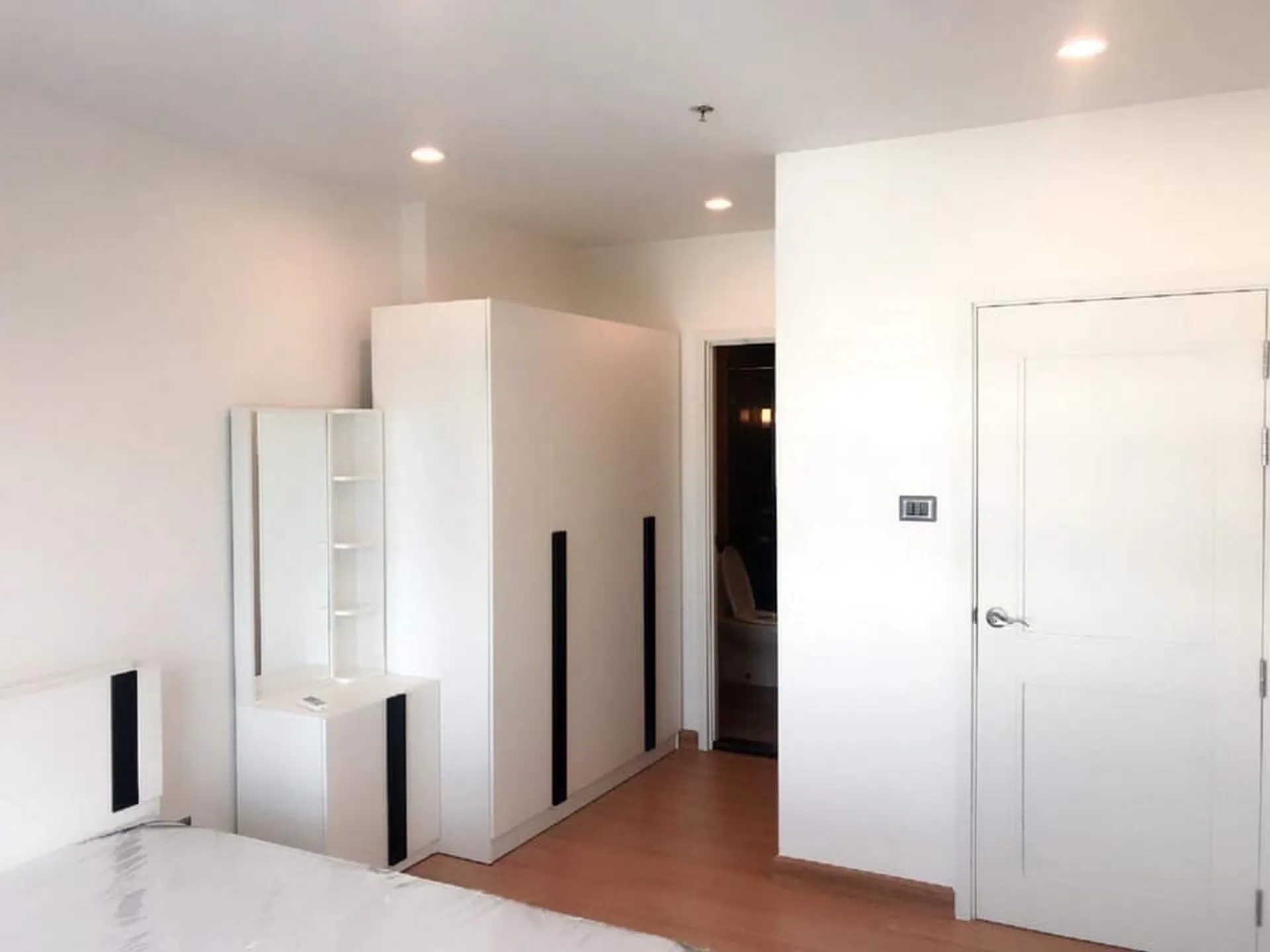 Property photos for Supalai Wellington 2