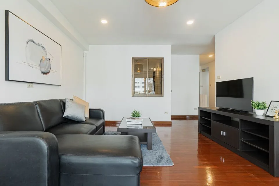 Property photos for Navin Court
