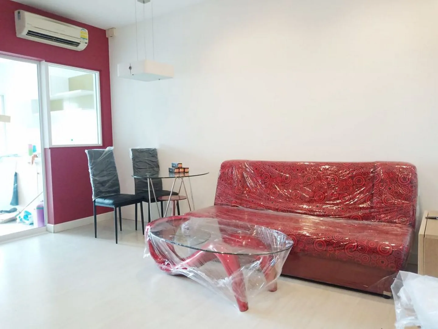 Property photos for The Room Ratchada - Ladprao
