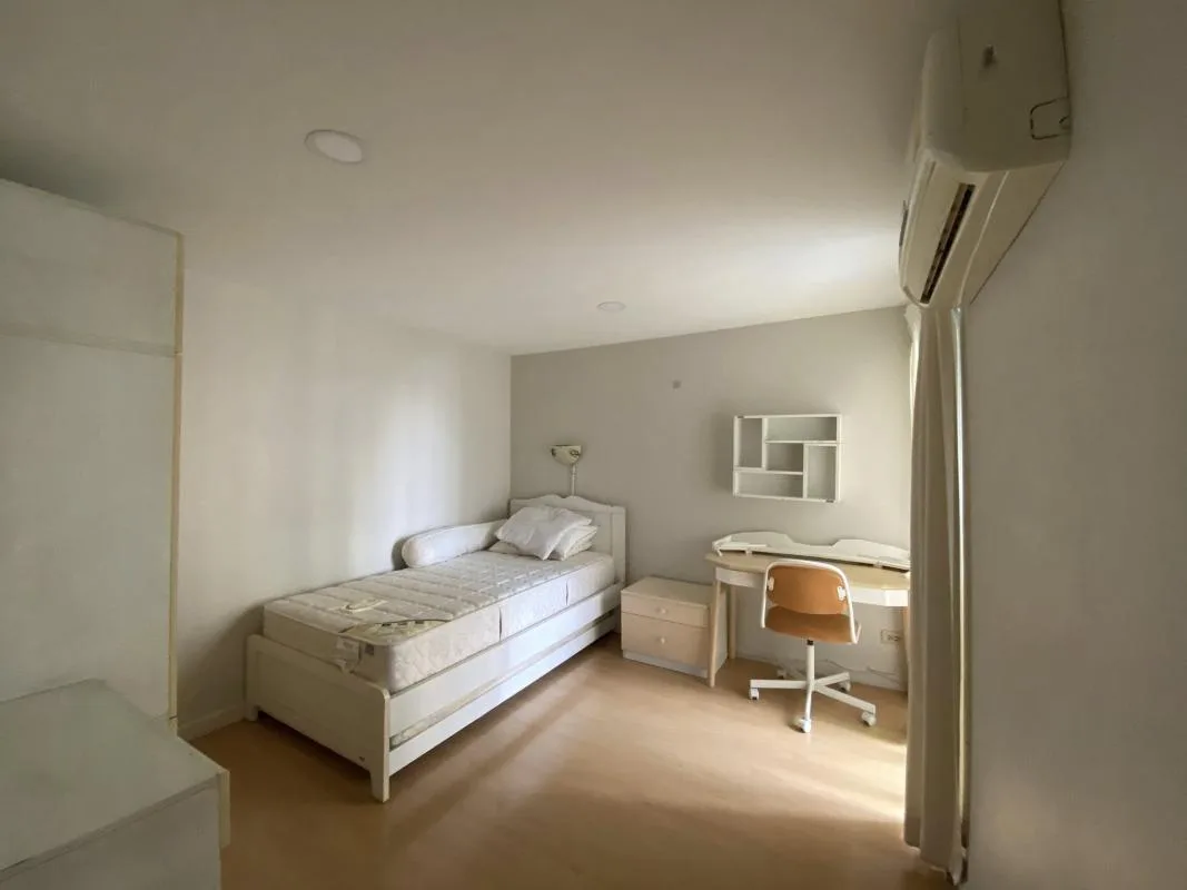 Property photos for The Waterford Rama 4