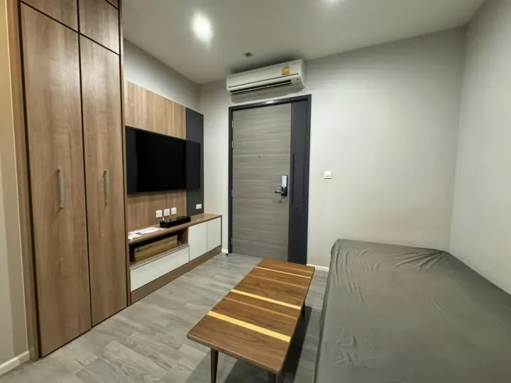 Property photos for The Room Sathorn - St.Louis