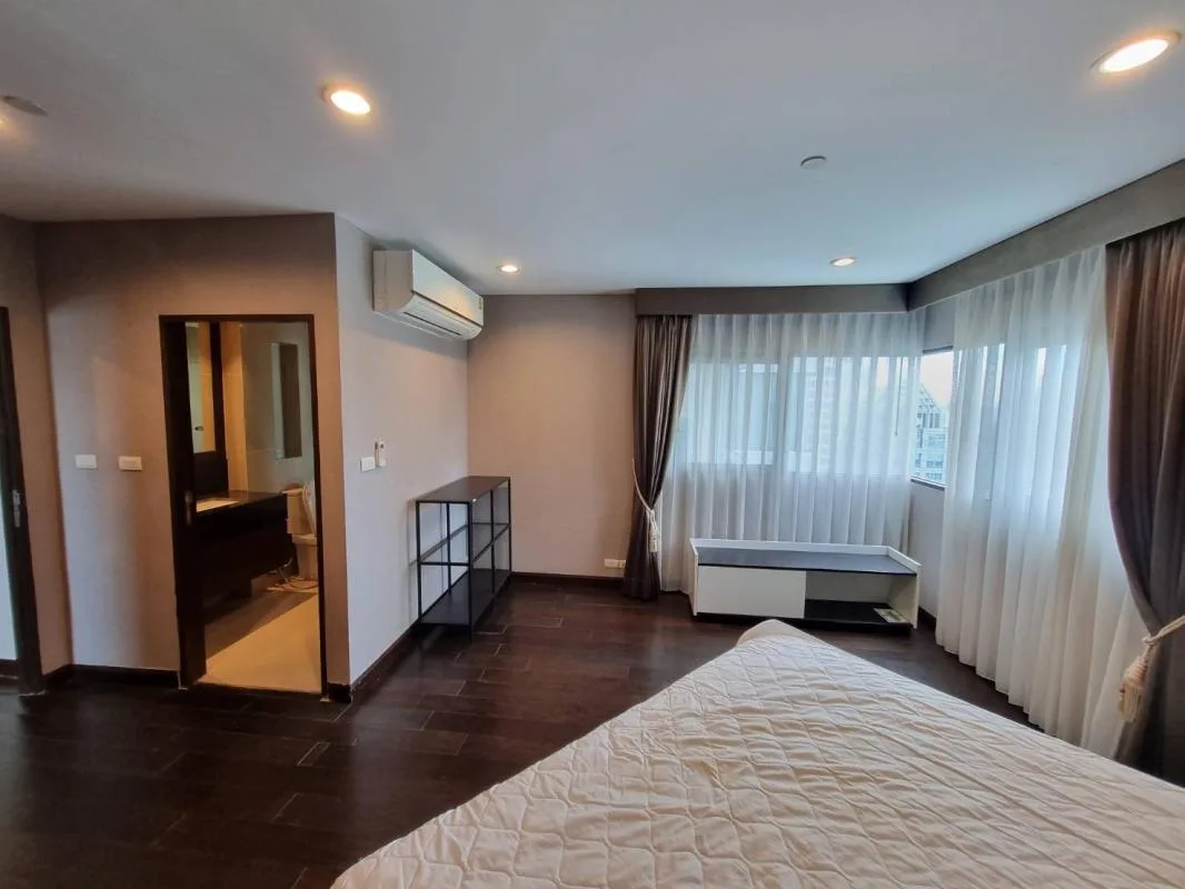 Property photos for Sathorn Gardens