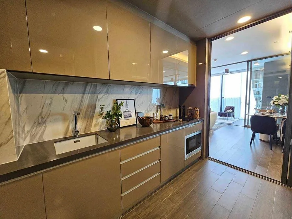 Property photos for Siamese Exclusive Queens