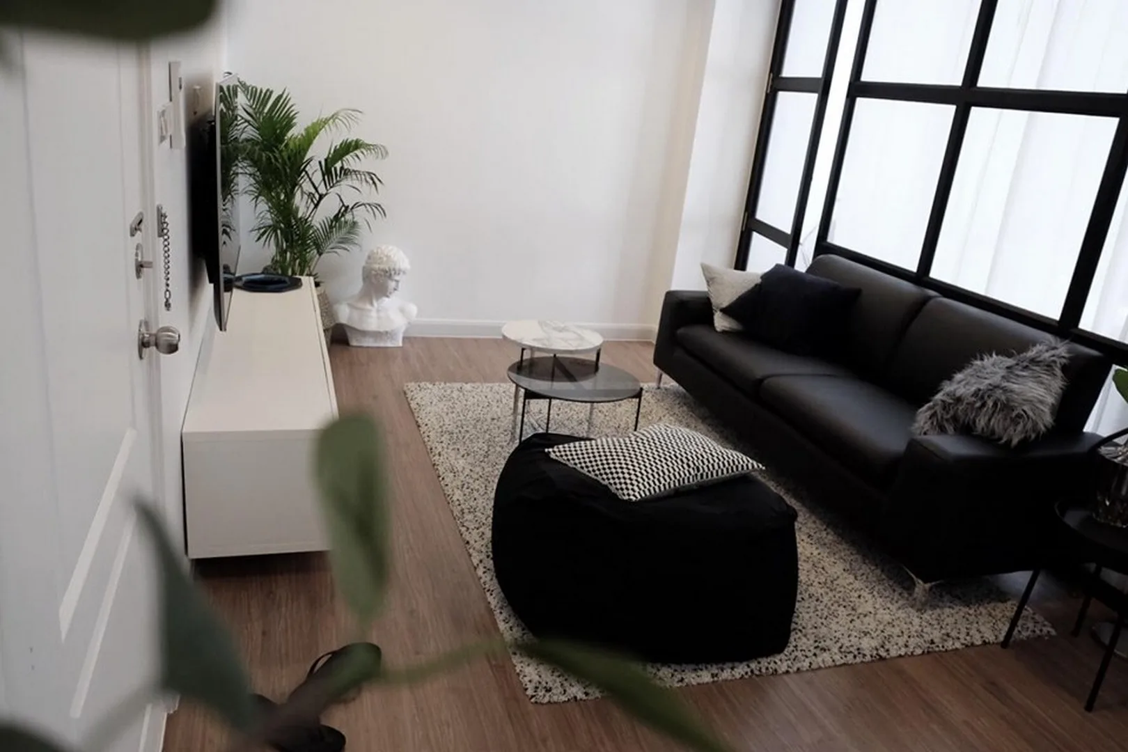 Property photos for Lumpini Suite Sukhumvit 41