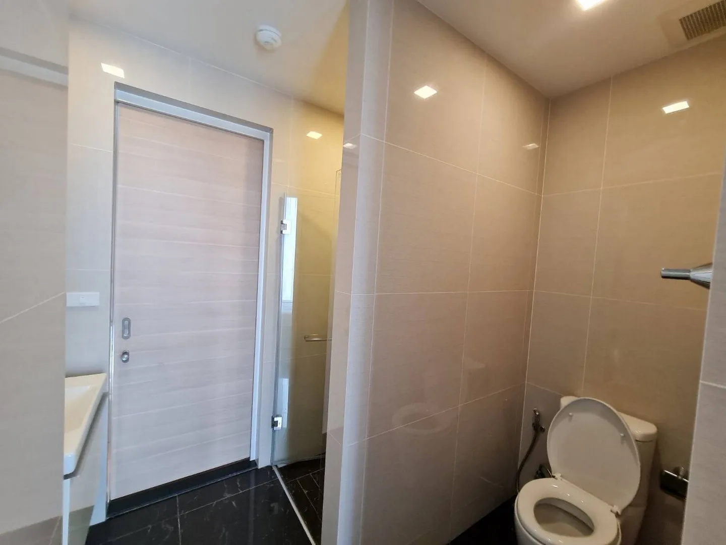 Property photos for Park Origin Phromphong