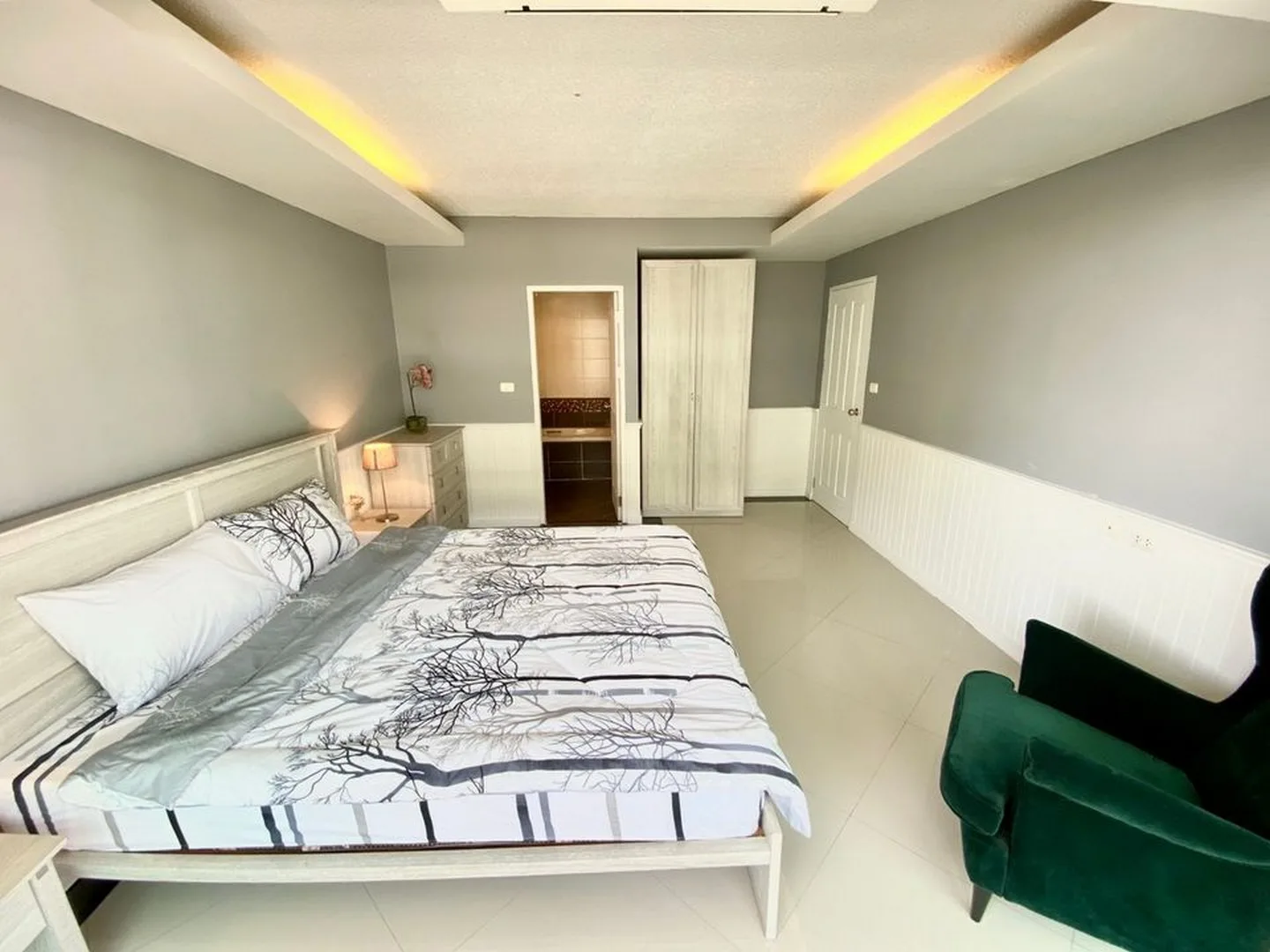 Property photos for The Waterford Sukhumvit 50 Onnut