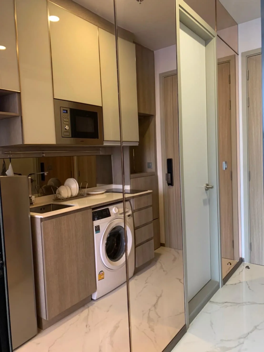 Property photos for Park Origin Phaya Thai