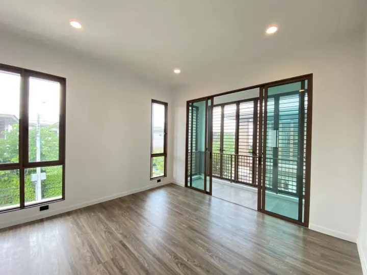 Property photos for Burasiri Krungthep Kreetha