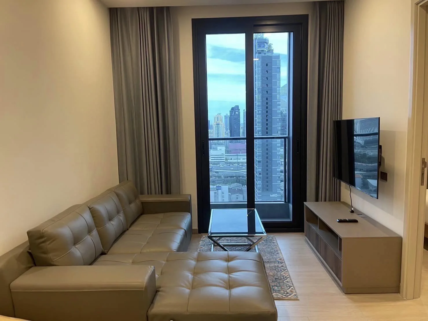 Property photos for One 9 Five Asoke - Rama 9